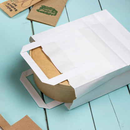 Tragetaschen aus Kraftpapier M, 22 x 10 x 28 cm, weiß