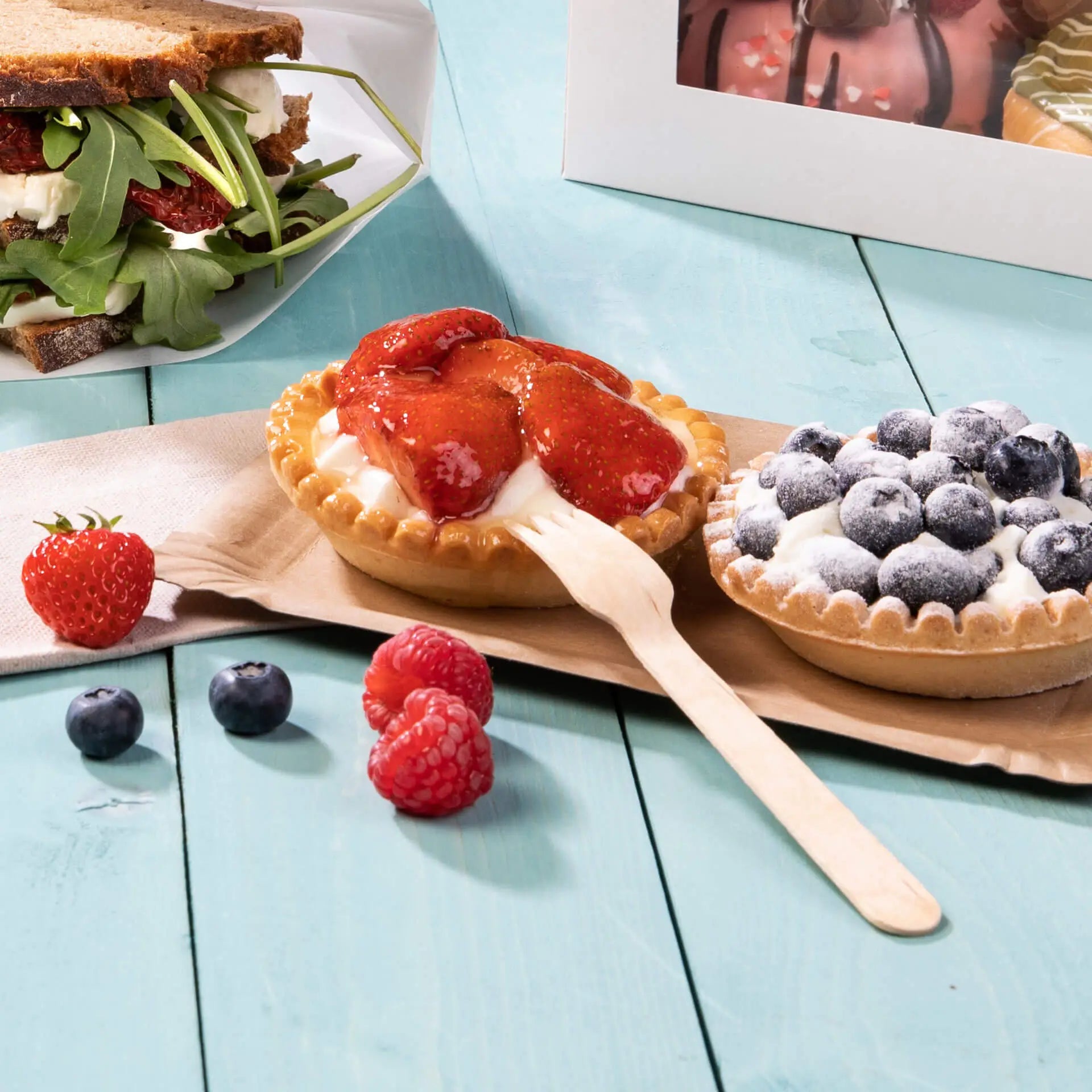 Wooden cake forks 14 cm, bio-coated